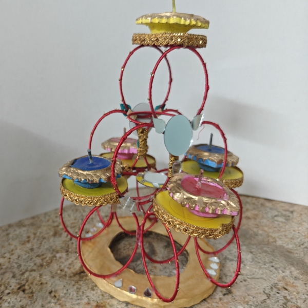 Bangle Candle Stand – Festive Glow with Upcycled Elegance